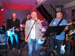 Cafe Revue